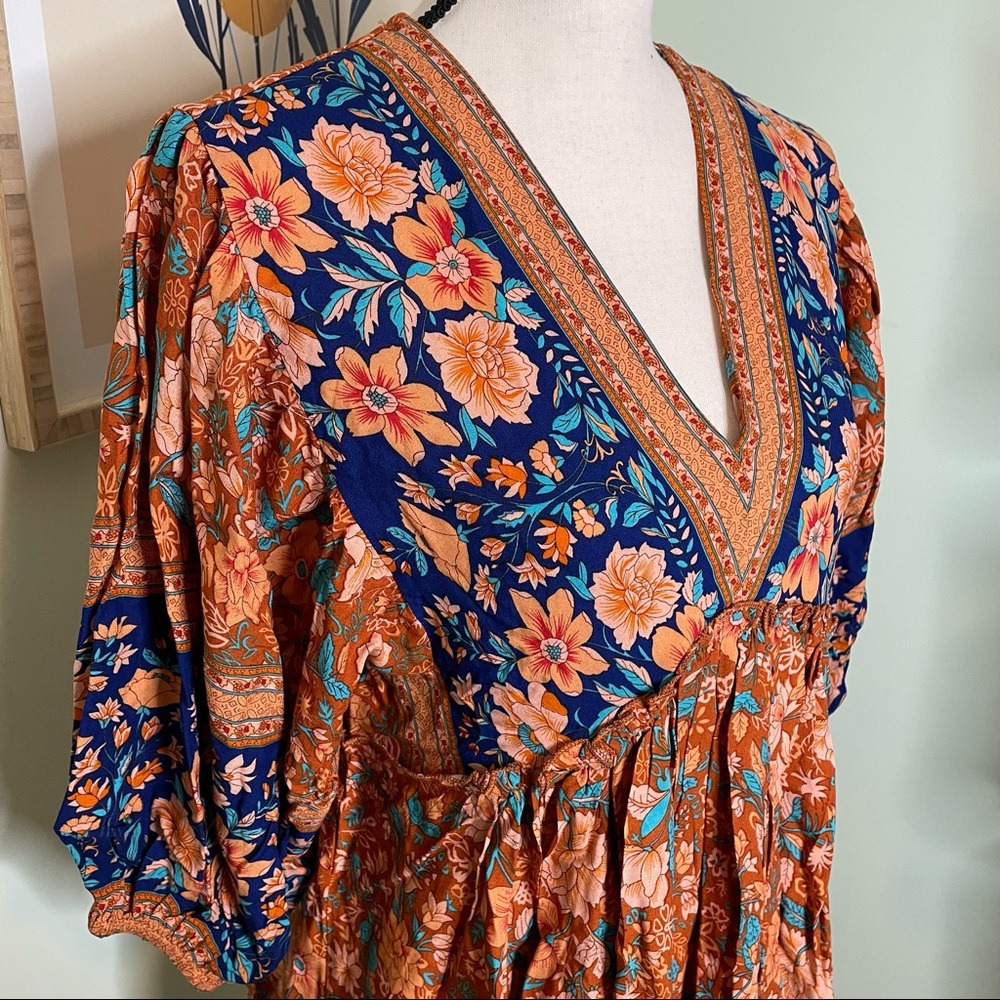 💥Only 1 Left! Rust Orange and Navy Peasant Dress - Picture 3 of 4